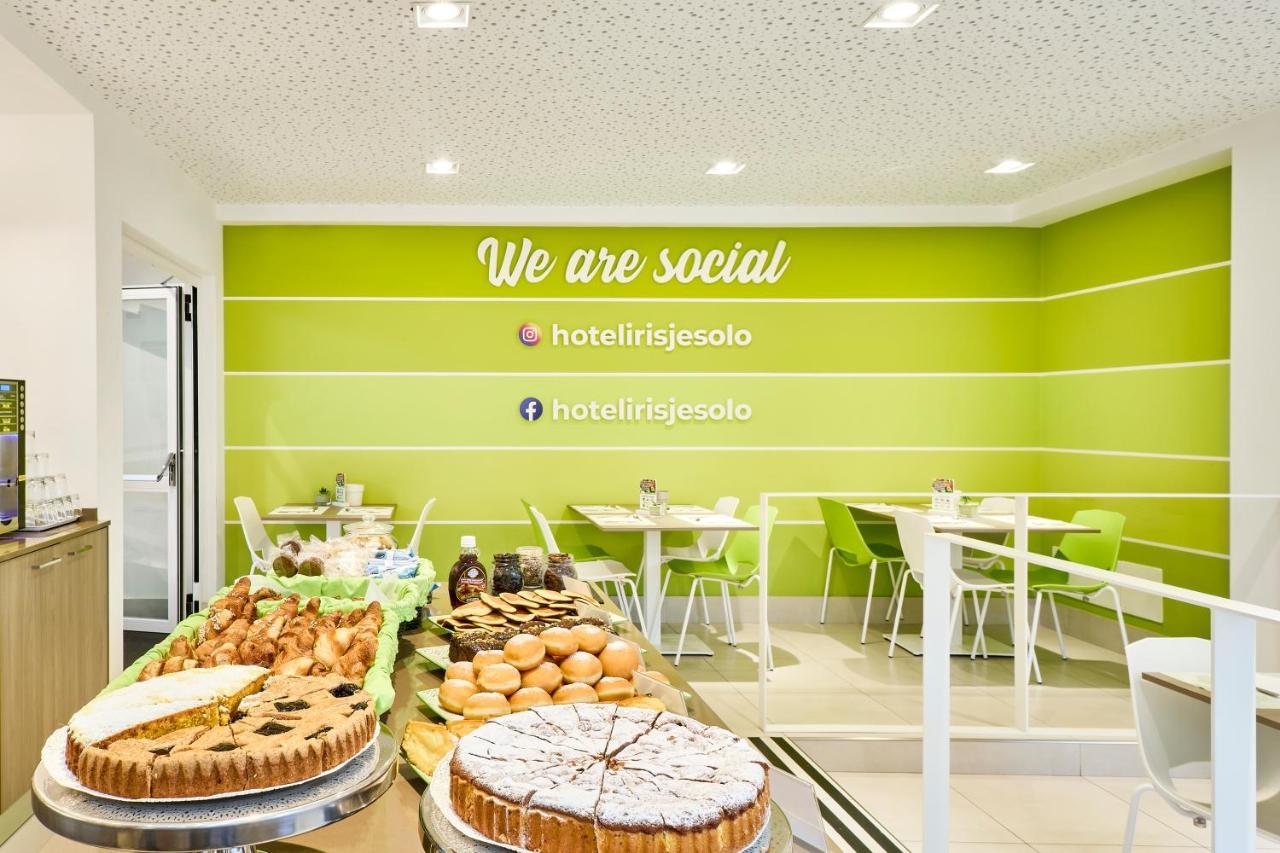 Hotel Iris Jesolo ภายนอก รูปภาพ