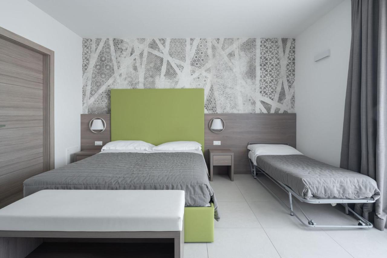 Hotel Iris Jesolo ภายนอก รูปภาพ
