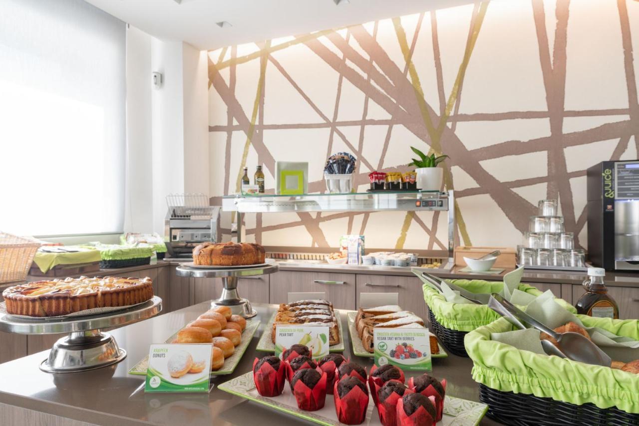 Hotel Iris Jesolo ภายนอก รูปภาพ