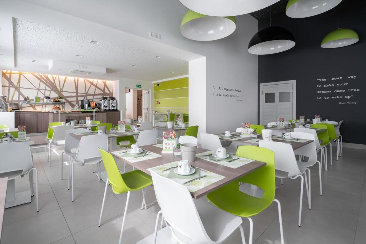 Hotel Iris Jesolo ภายนอก รูปภาพ